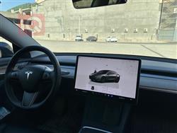 تسلا موديل 3